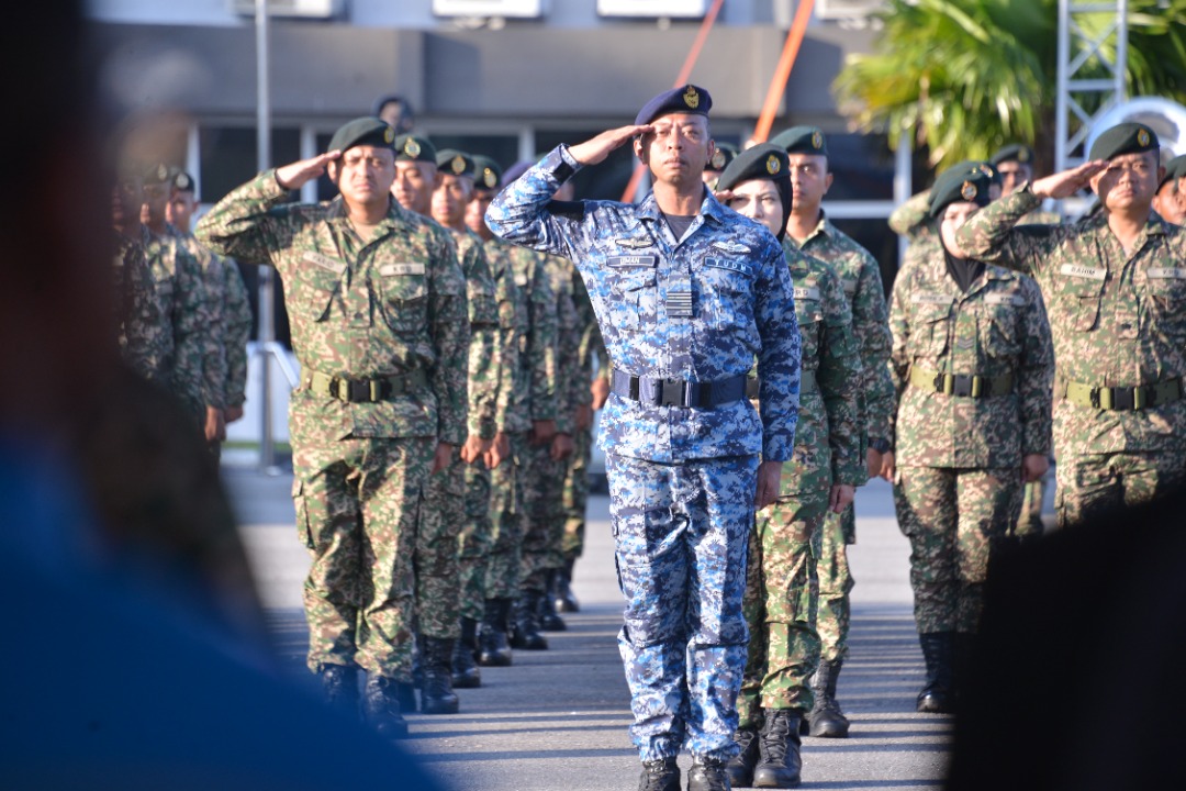 PERBARISAN PENUKARAN DESIGNASI NAMA DAN LOGO MALAYSIAN DEFENCE ...