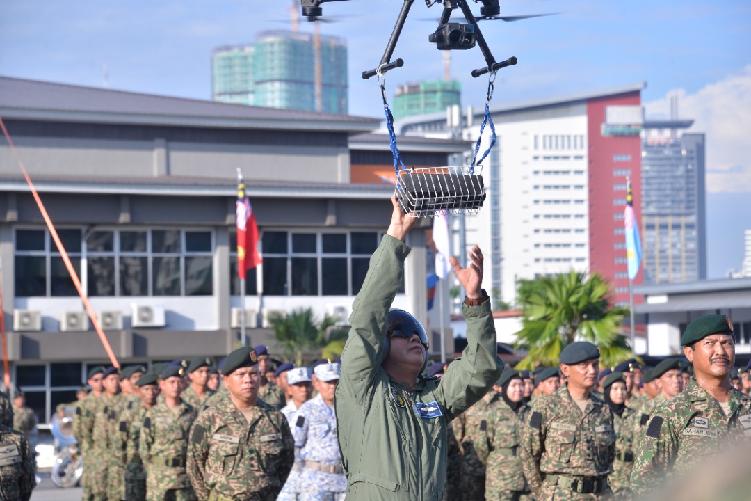 PERBARISAN PENUKARAN DESIGNASI NAMA DAN LOGO MALAYSIAN DEFENCE ...