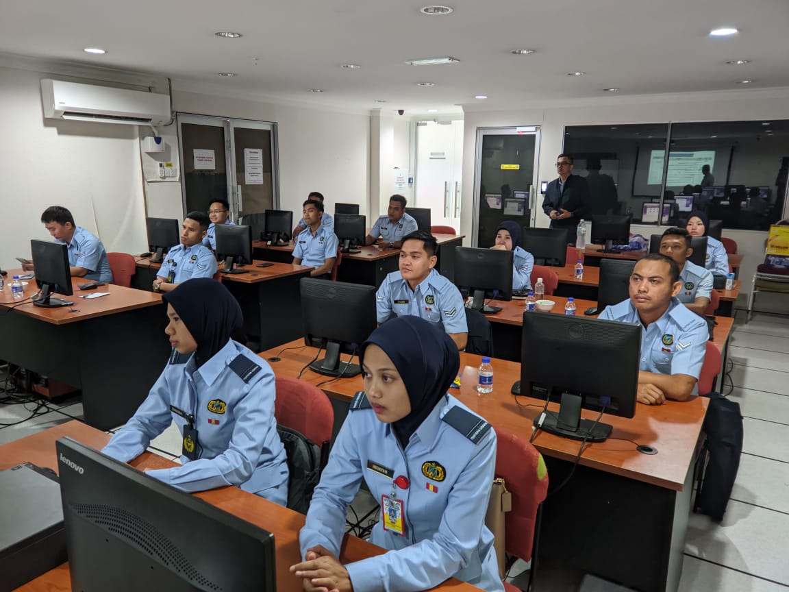 PIC BENGKEL HRMIS ZON SABAH SARAWAK 3