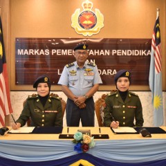 MAJLIS SERAH TERIMA TUGAS PEGAWAI GAJI MARKAS, PEMAKAIAN PANGKAT DAN SUMBANGAN WANG KEBAJIKAN KEPADA WARGA MARKAS PEMERINTAHAN PENDIDIKAN DAN LATIHAN UDARA (MPPLU)
