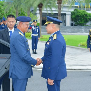 LAWATAN PENGENALAN PANGLIMA TENTERA UDARA KE THAILAND MENCERMINKAN HUBUNGAN ERAT TUDM-RTAF