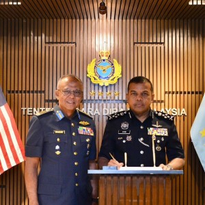 PANGLIMA TENTERA UDARA TERIMA KUNJUNGAN HORMAT DARIPADA TIMBALAN KETUA POLIS NEGARA
