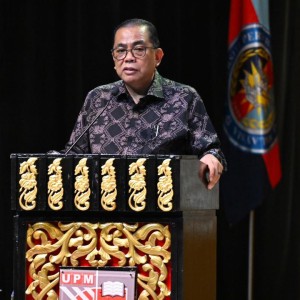 MENTERI PERTAHANAN SAMPAIKAN SYARAHAN EKSEKUTIF SEMPENA PENTAULIAHAN DIRAJA PALAPES UNIVERSITI AWAM KE-43